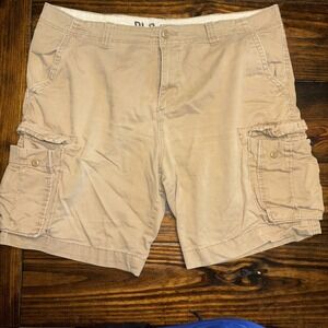 Old Navy Mens Cargo Shorts Khaki Tan 100% Cotton Size 40 Relaxed Utility Summer